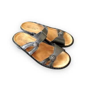NAOT Melody Metallic Road Pewter Leather Double Strap Sandal Size 41 EU Sandals